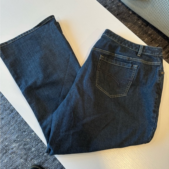 Waist 22”. Rise 14 inches in theme 29” Fashion bugged denim jeans size 24WP - Picture 2 of 9